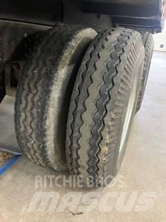  11,00-20 Däck & fälg Tyres, wheels and rims