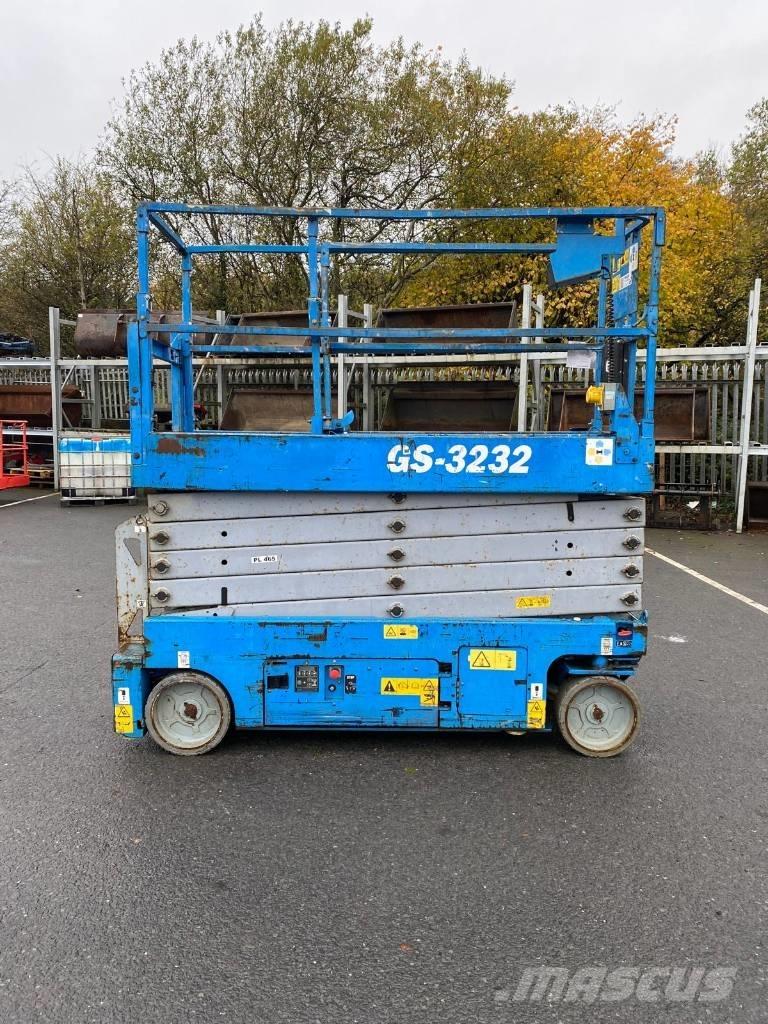 Genie GS 3232 Scissor lifts