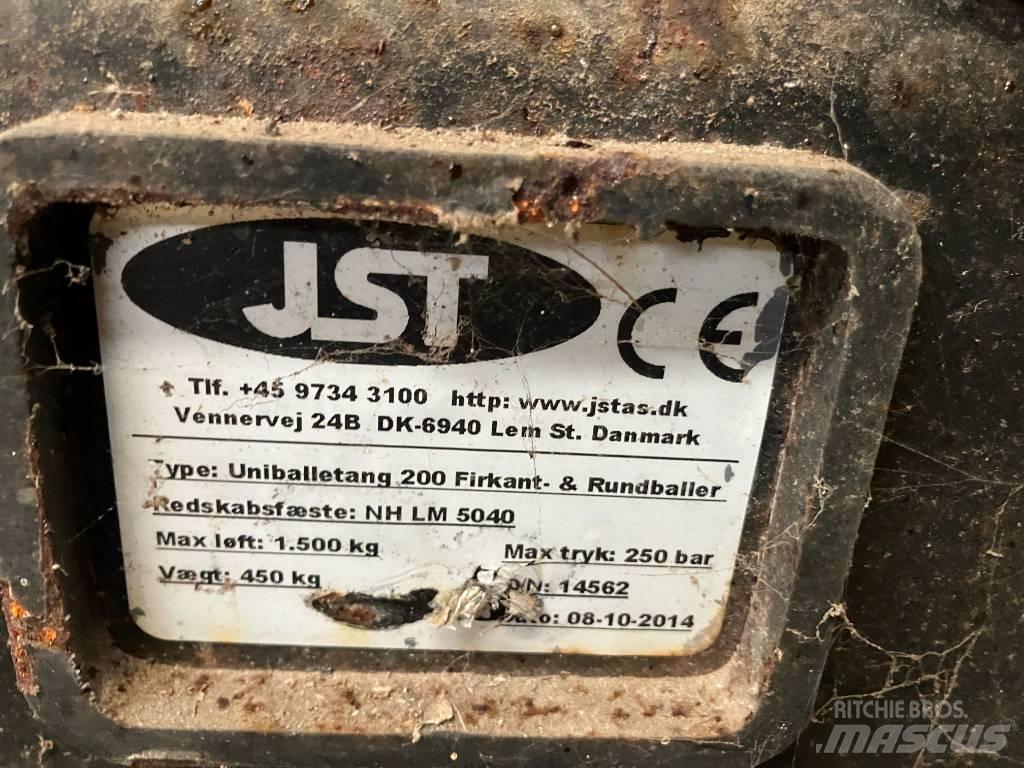 JST UNI 200 Front loader accessories
