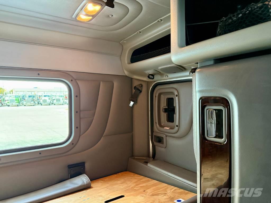 Peterbilt 389 Tractor Units