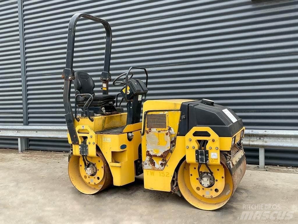 Dynapac CC102 Twin drum rollers