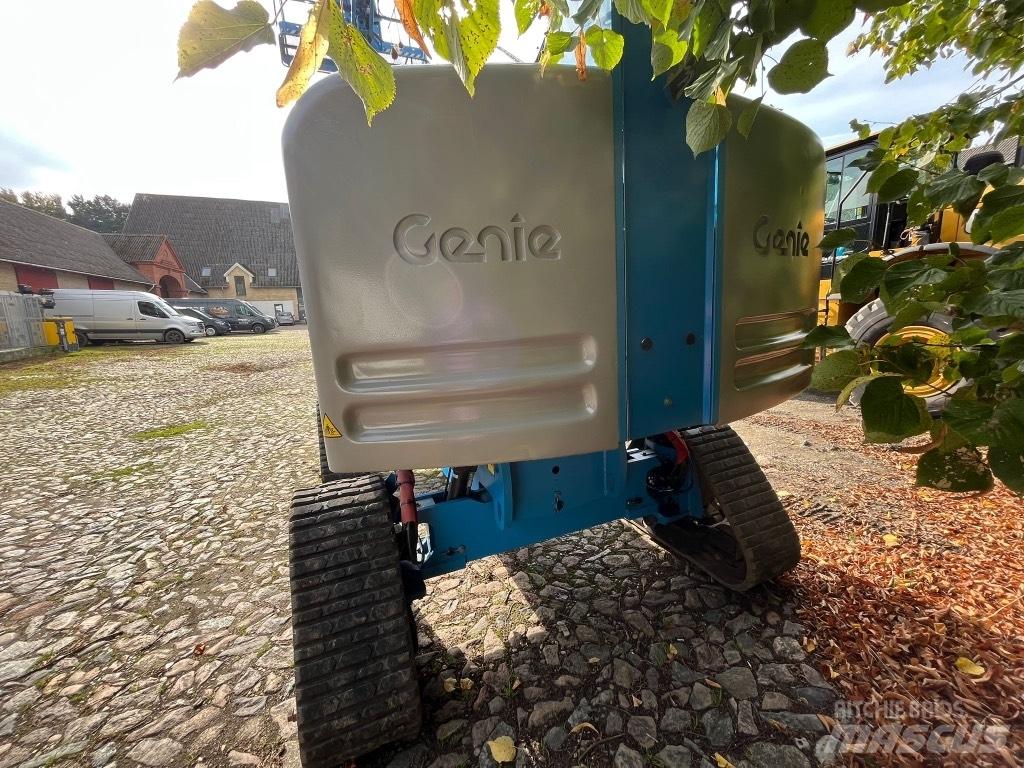 Genie S 45 Trax Telescopic boom lifts