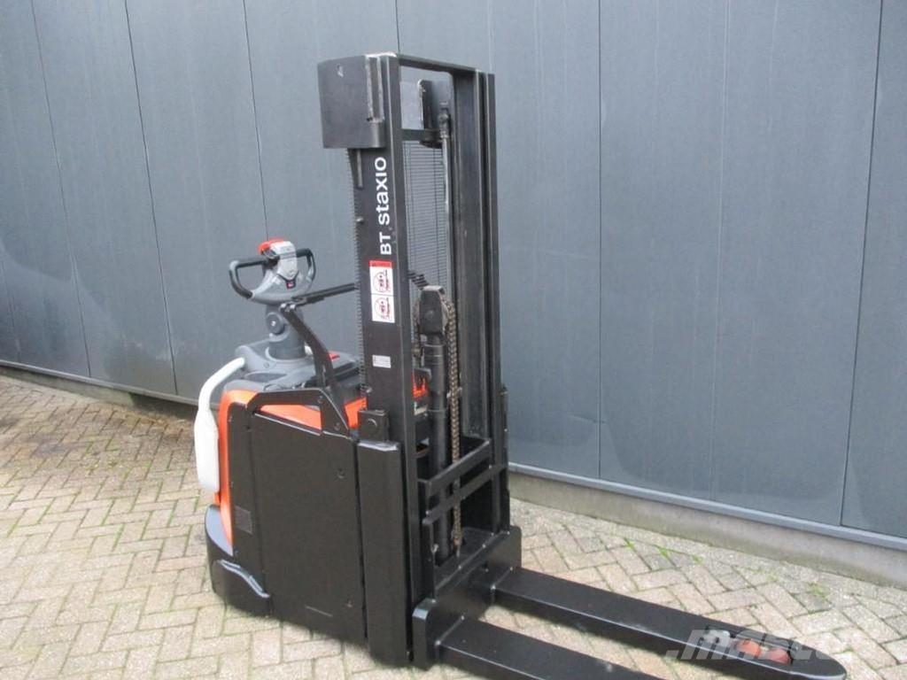 BT SPE 200L Low lifter with platform