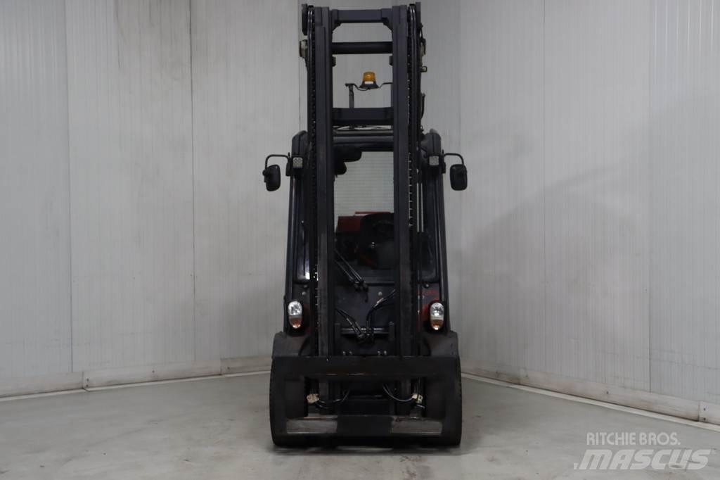 Linde H35T-02 LPG trucks