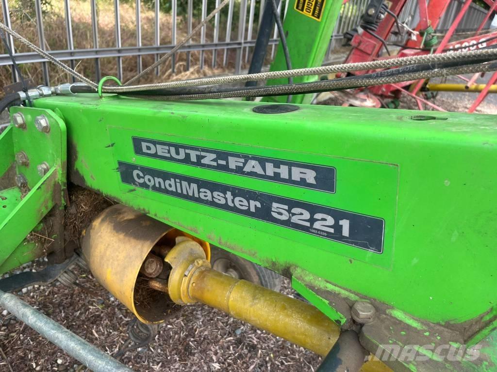 Deutz-Fahr 5221 Rakes and tedders