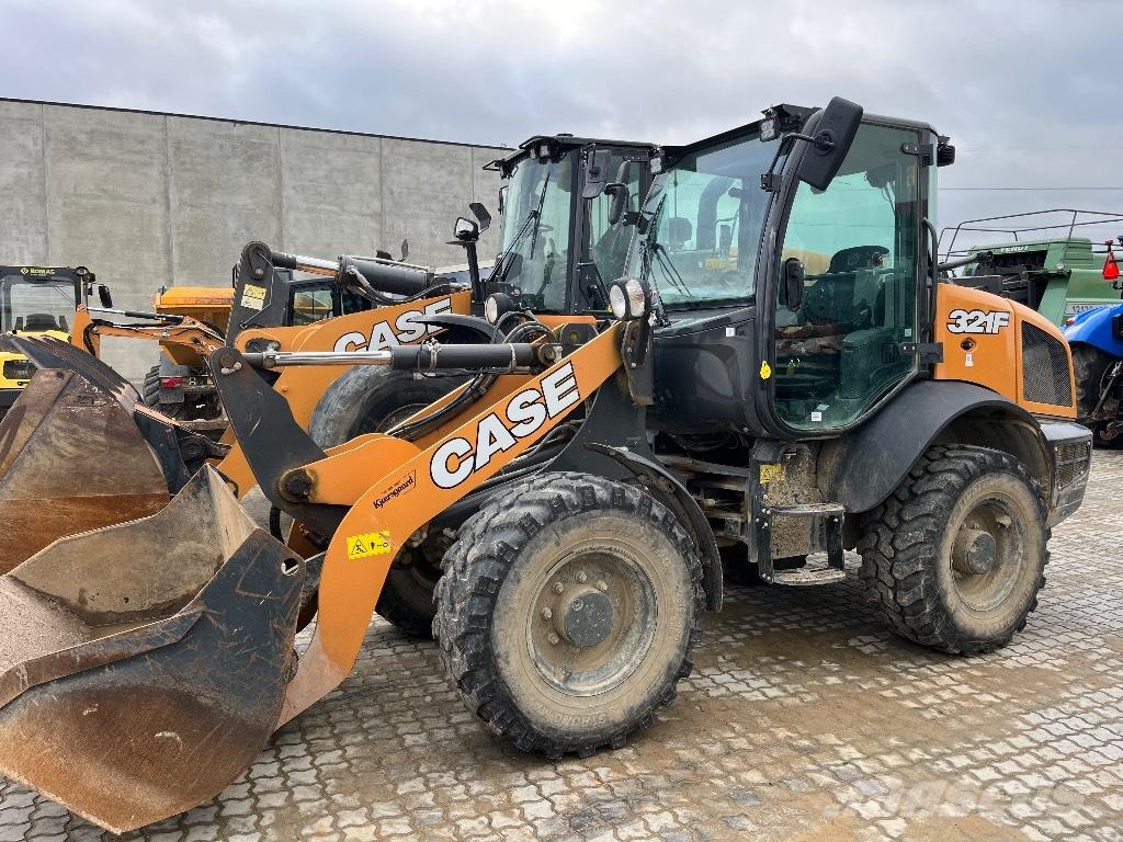 CASE 321 F Wheel loaders