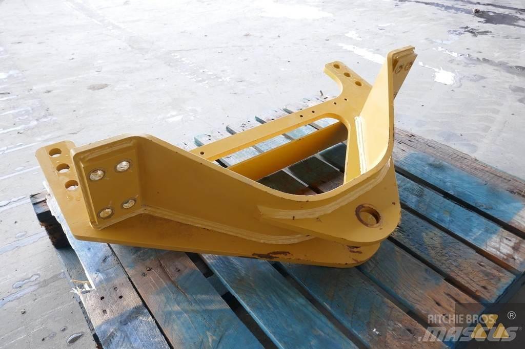 CAT 140M3 Drawbar Transportation - Others