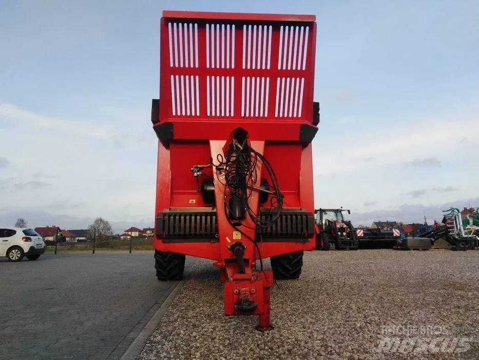 DAF Magnum 10 Manure spreaders