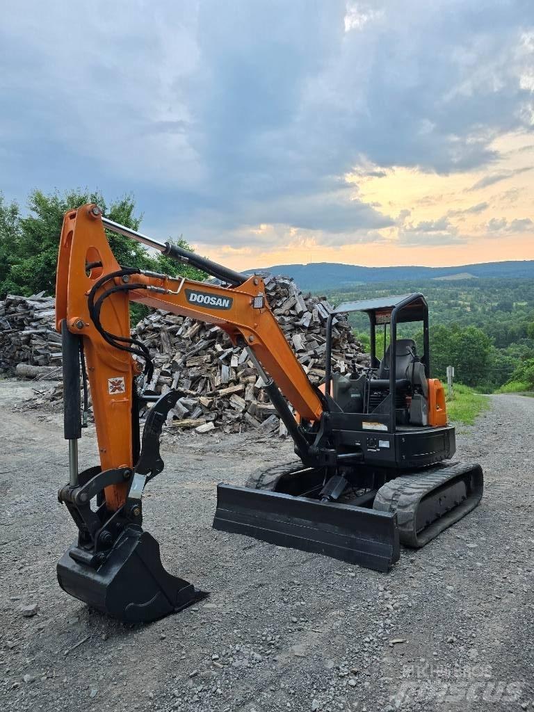 Doosan DX 50 Z Crawler excavators
