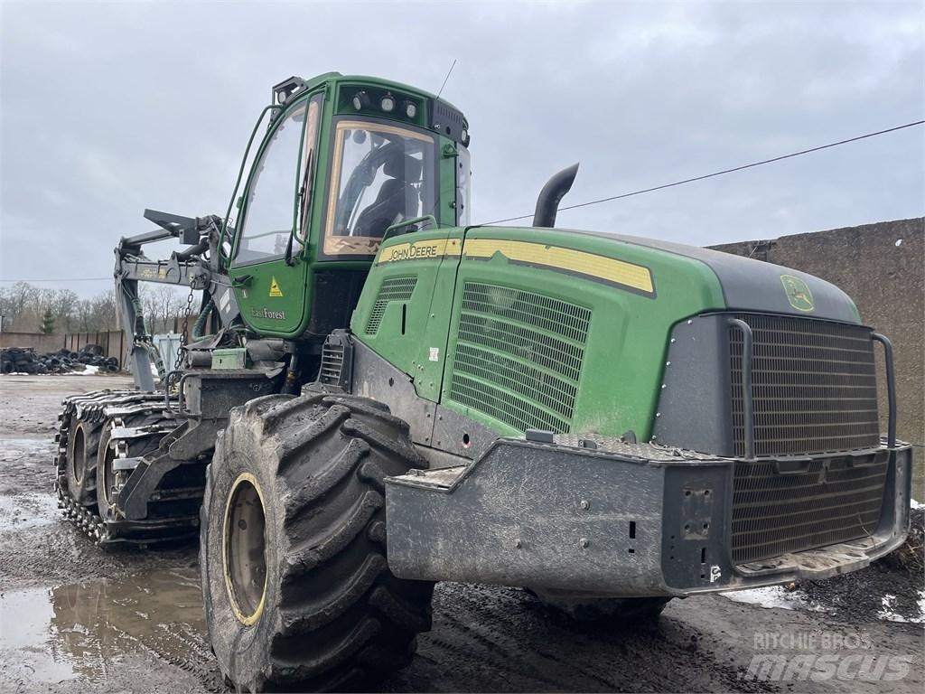 John Deere 1070G Harvesters