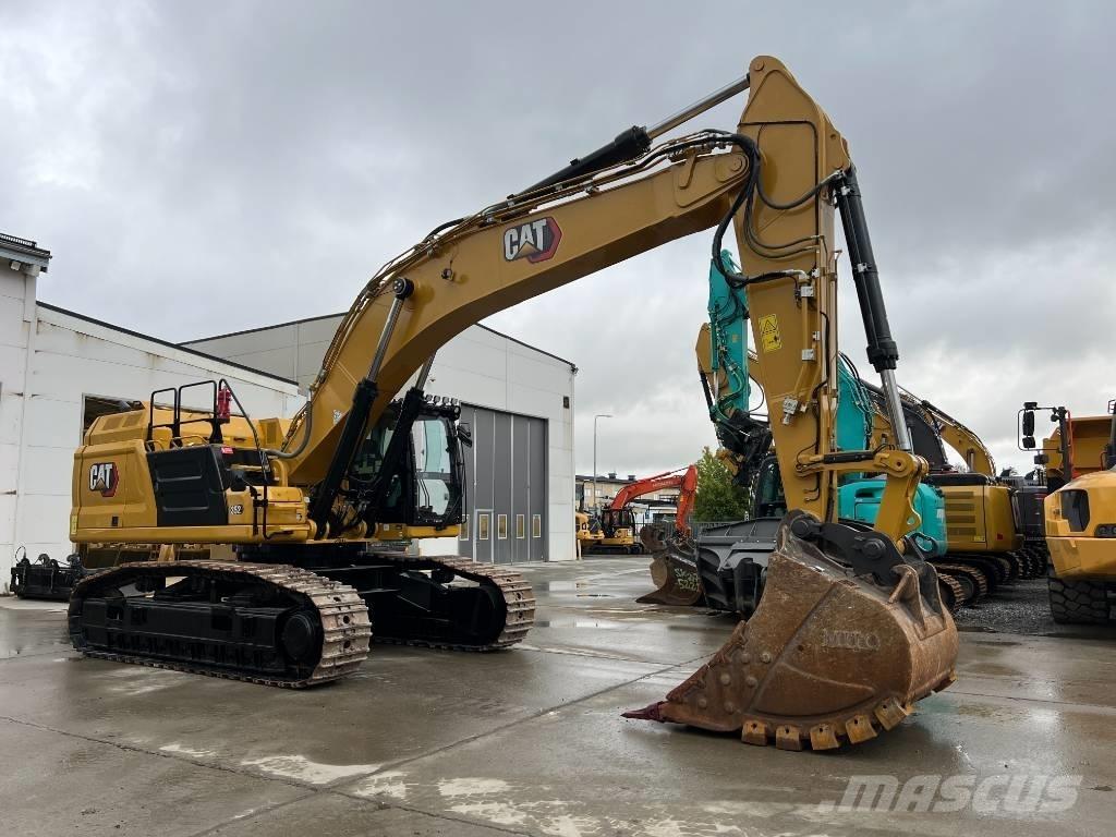 CAT 352 Crawler excavators