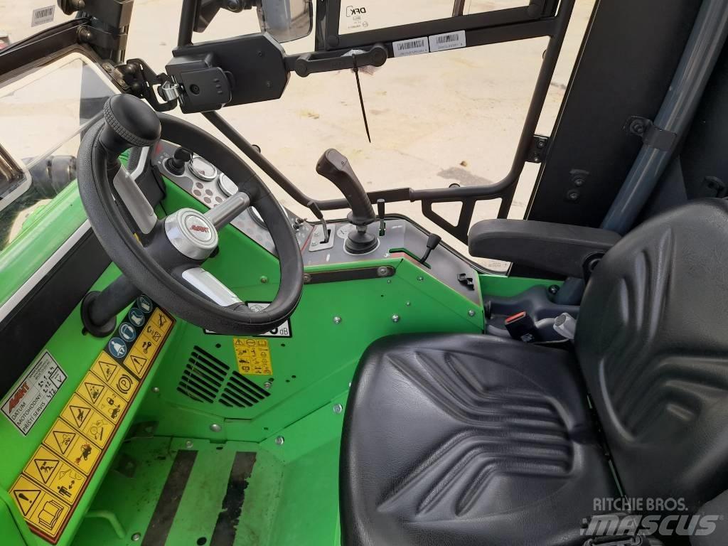 Avant 528 ROPS Material Handling - Others