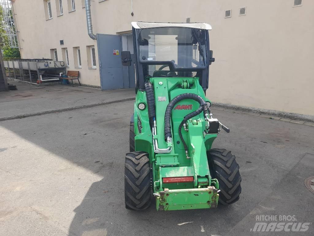 Avant 528 ROPS Material Handling - Others