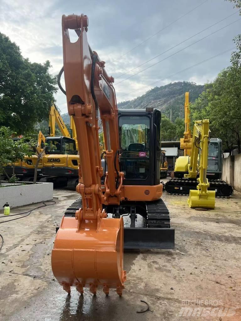 CASE CX 55 B Crawler excavators