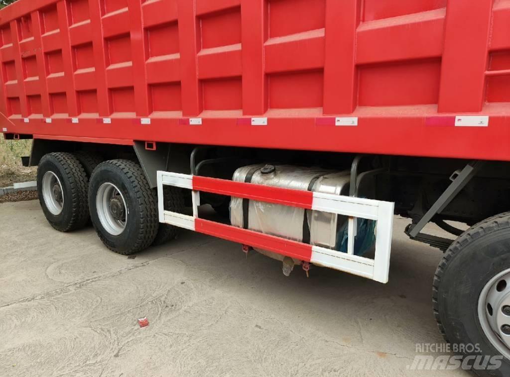Shacman F 3000 Tipper trucks
