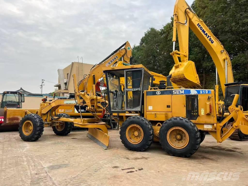 SEM 919 Graders