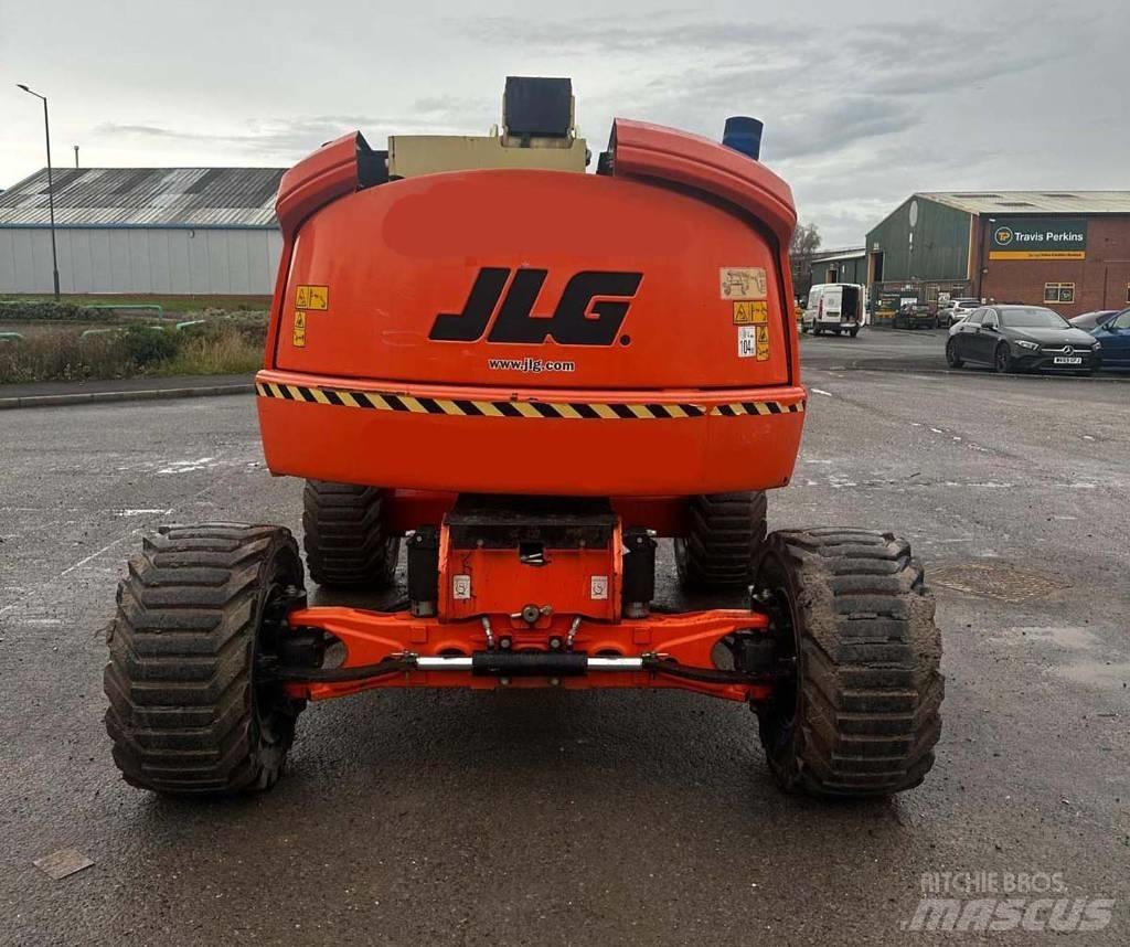 JLG 450 AJ Articulated boom lifts