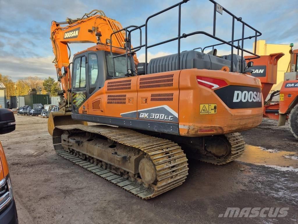 Doosan DX 300 LC 5 Crawler excavators
