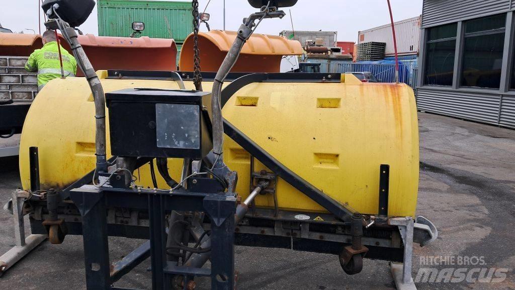 Schmidt SNK27 Snow blades and plows