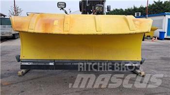 Schmidt SNK27 Snow blades and plows