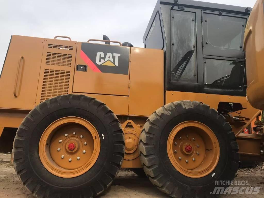 CAT 140k Graders