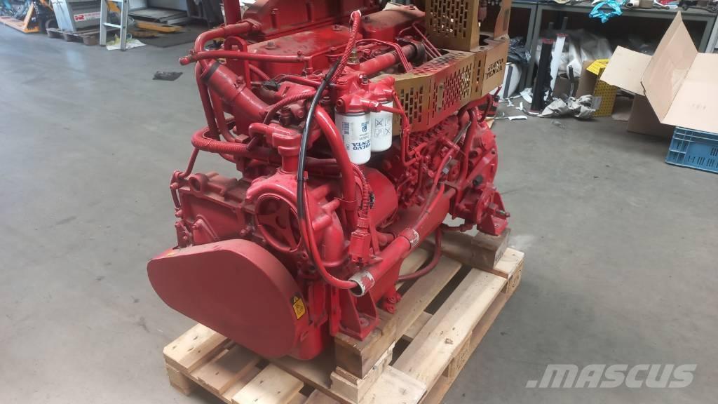 Volvo TWD710V Engines