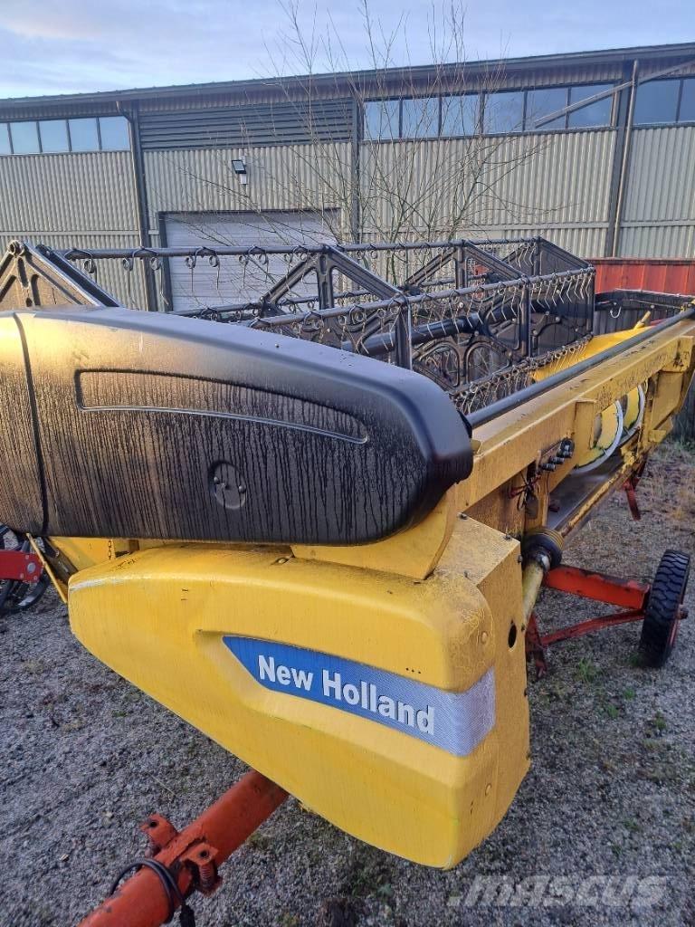 New Holland TC 54 Combine harvesters