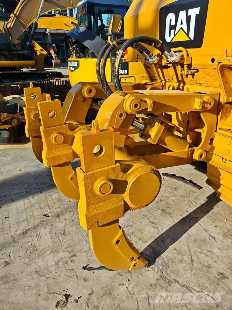 CAT D6G Crawler dozers