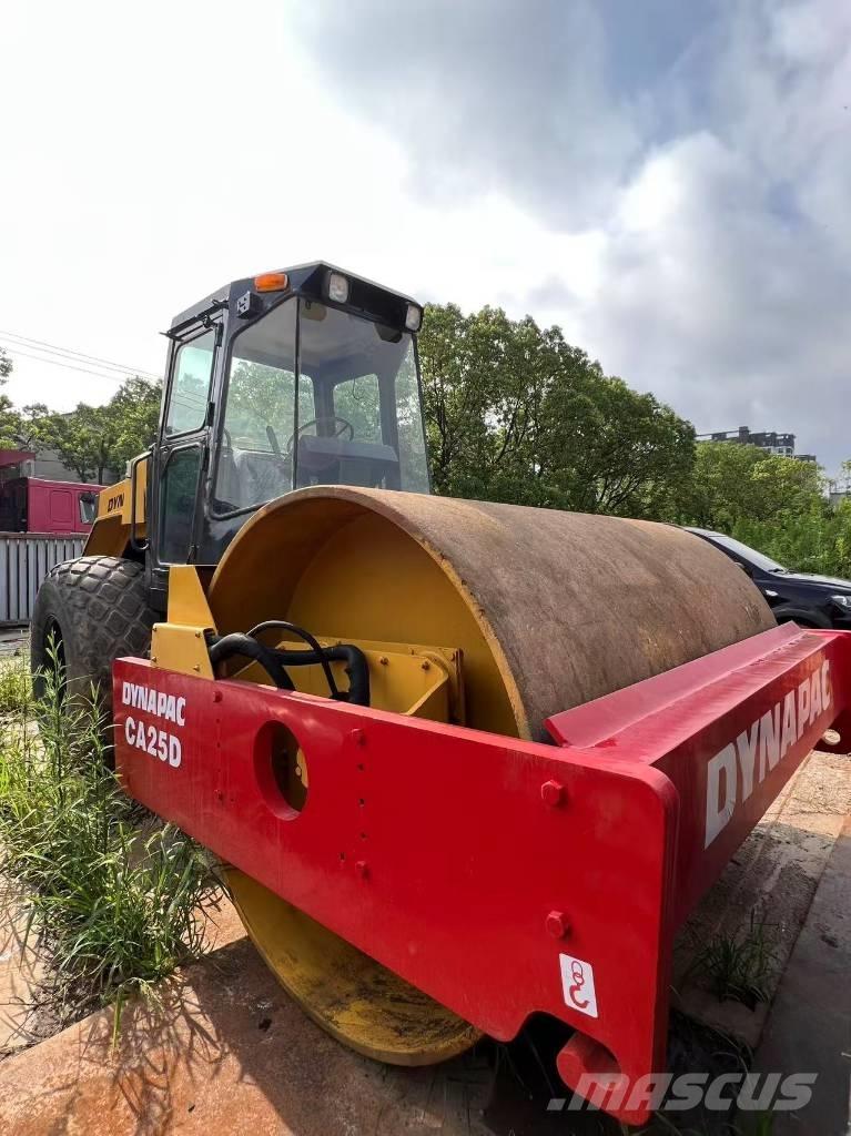 Dynapac CA25D Single drum rollers