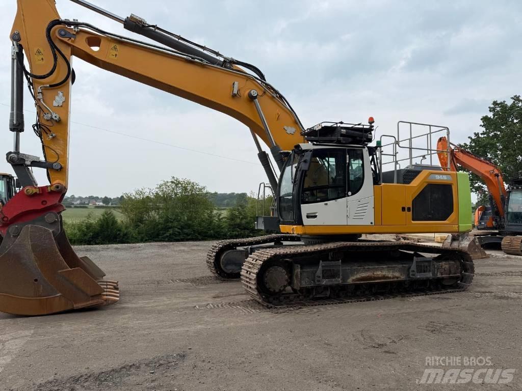 Liebherr R 945 S-HD Crawler excavators