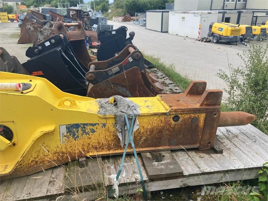 Epiroc HB3100 Hammers / Breakers