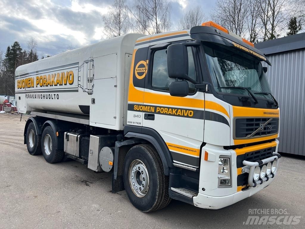 Volvo FM9 Combi / vacuum trucks