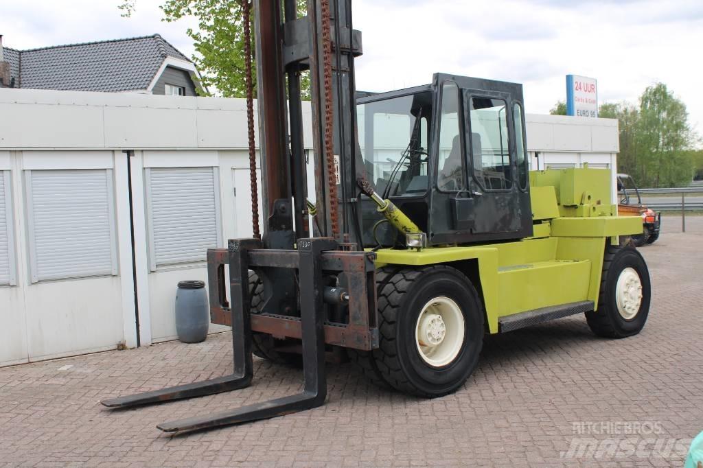 Clark DPL 136 Diesel trucks