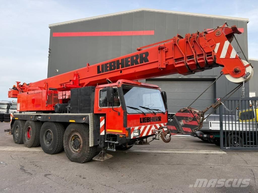 Liebherr LTM 1070 All terrain cranes