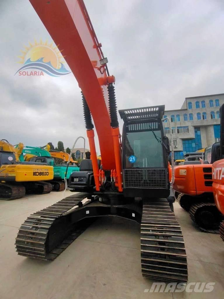 Hitachi ZX 200 Crawler excavators