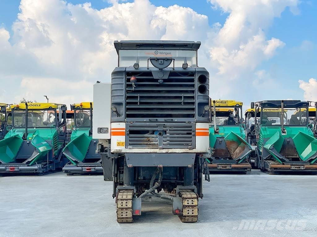 Wirtgen W 210 Asphalt cold milling machines