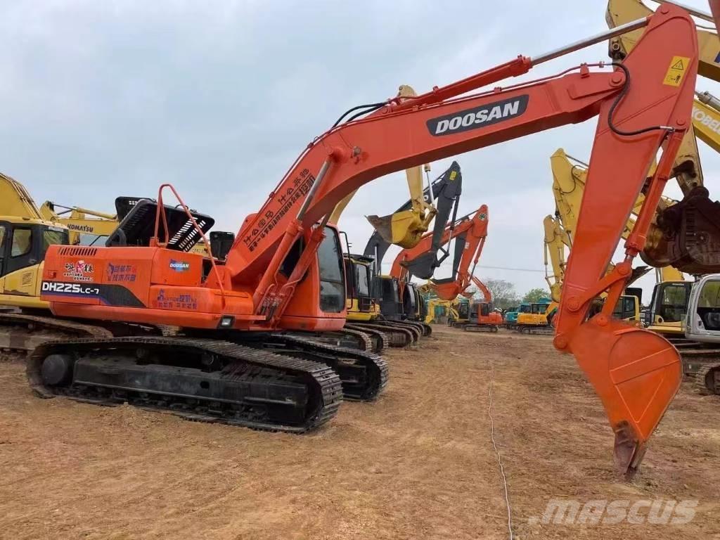 Doosan 225-7 Crawler excavators