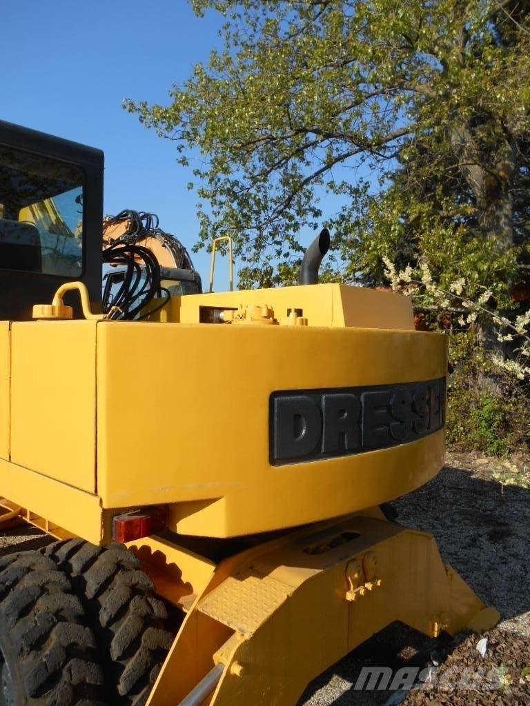 Furukawa 625E Wheeled excavators