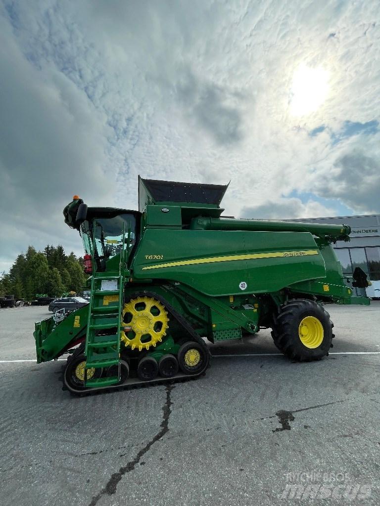John Deere T670 i Combine harvesters