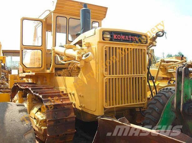 Komatsu D 155a-1 Crawler dozers