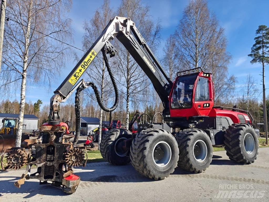 Komatsu 951 Harvesters