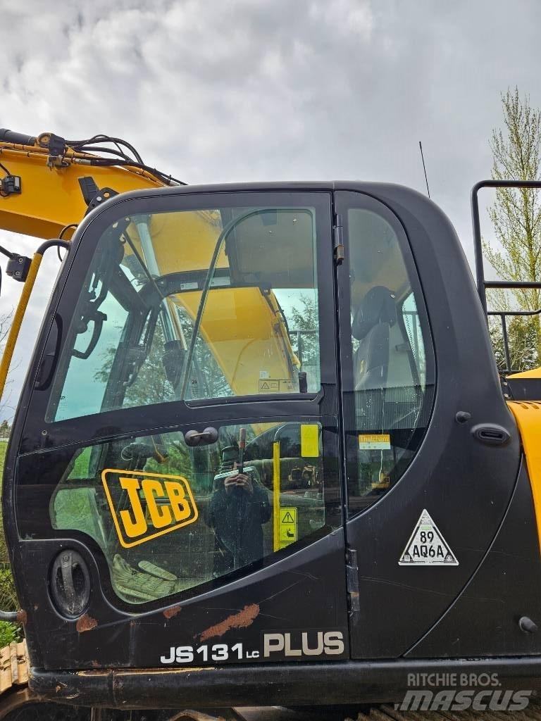 JCB JS 130 LC Crawler excavators
