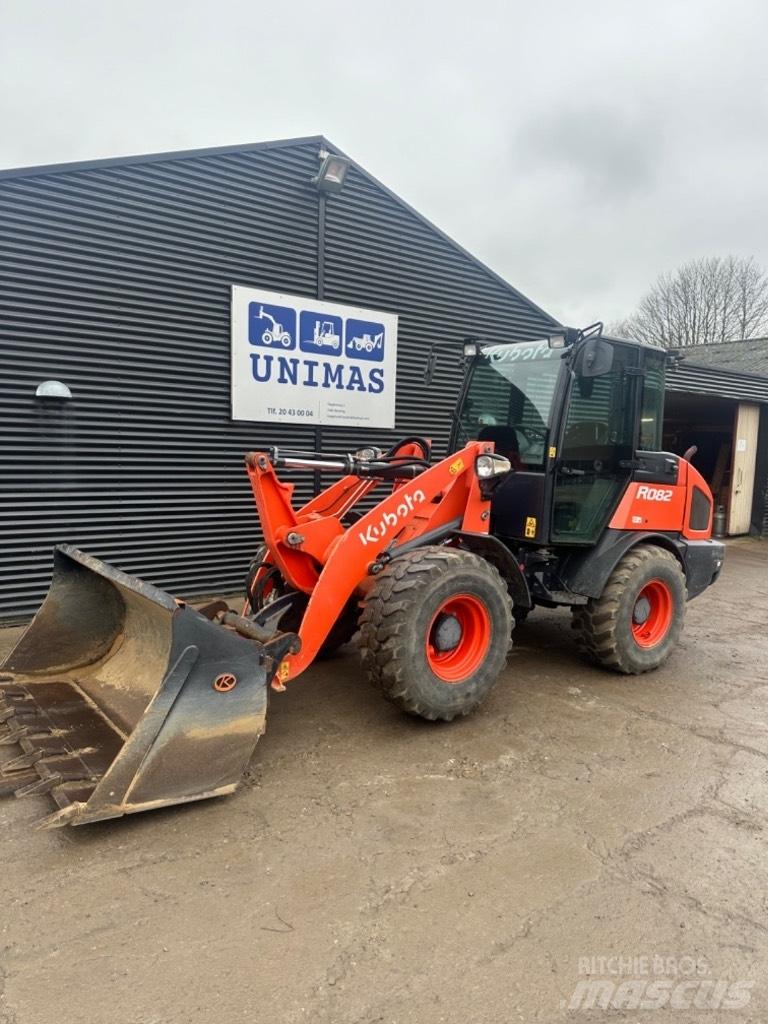 Kubota R 082 Wheel loaders