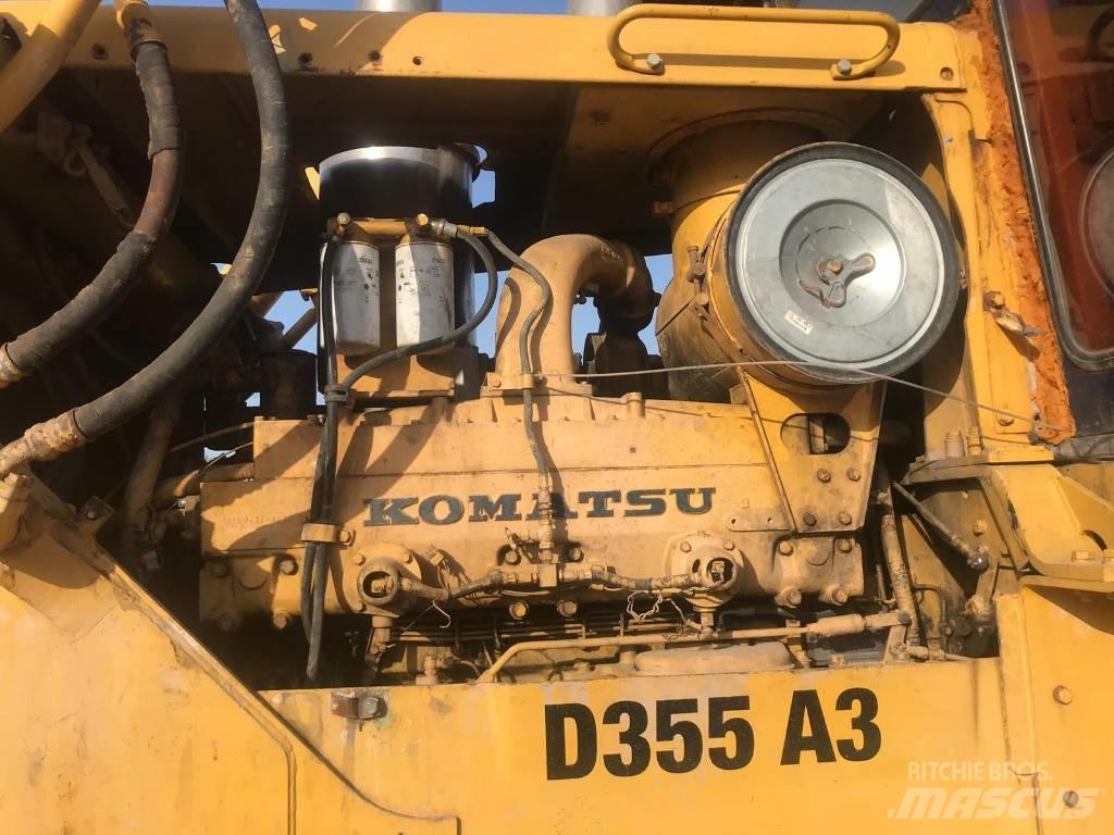 Komatsu D355A-3 Crawler dozers