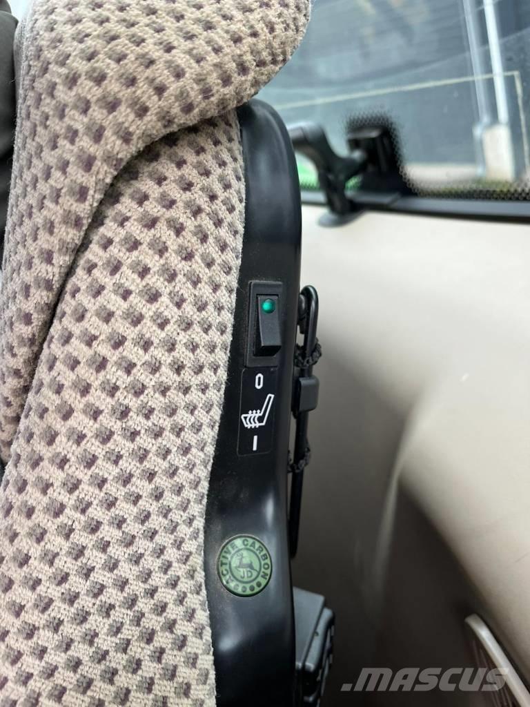 John Deere 6250 R Tractors