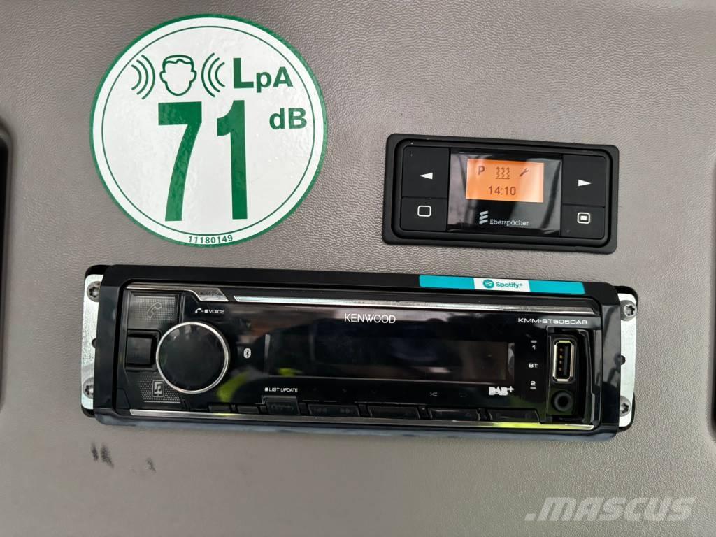 Volvo ECR 235 E Crawler excavators