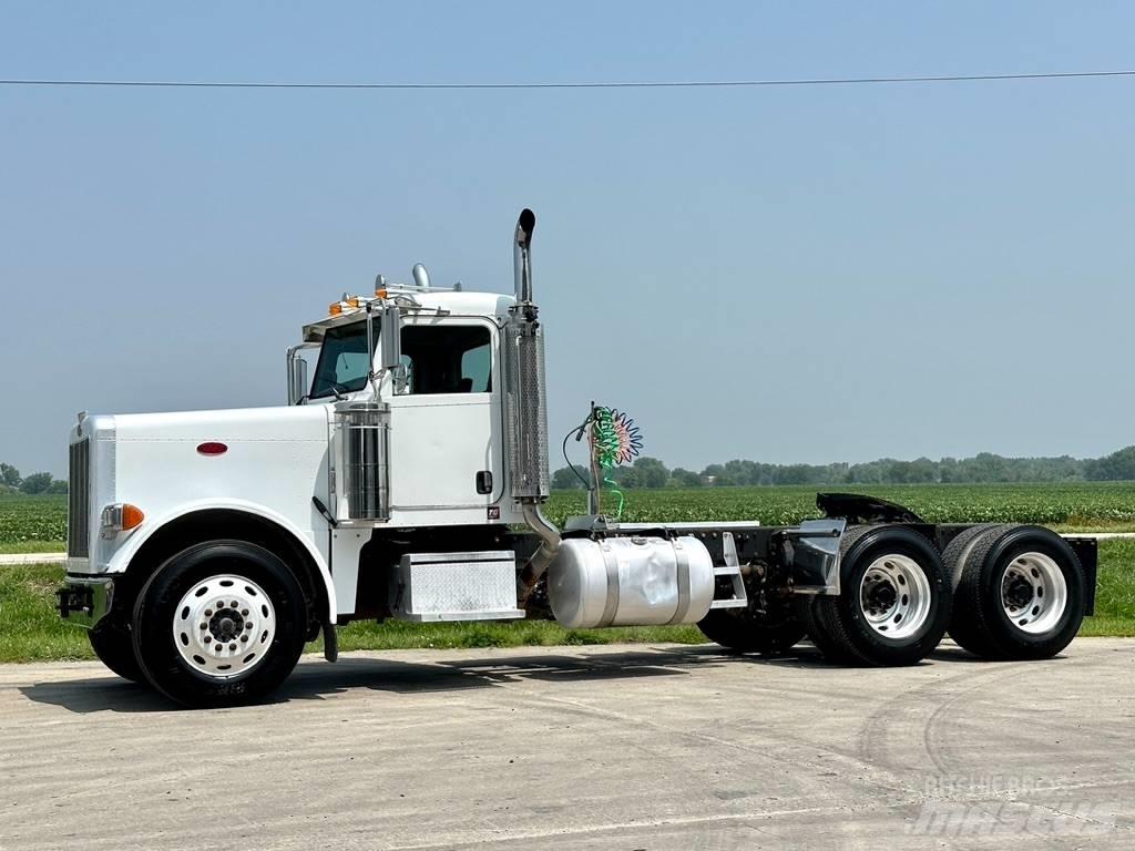 Peterbilt 379 Tractor Units