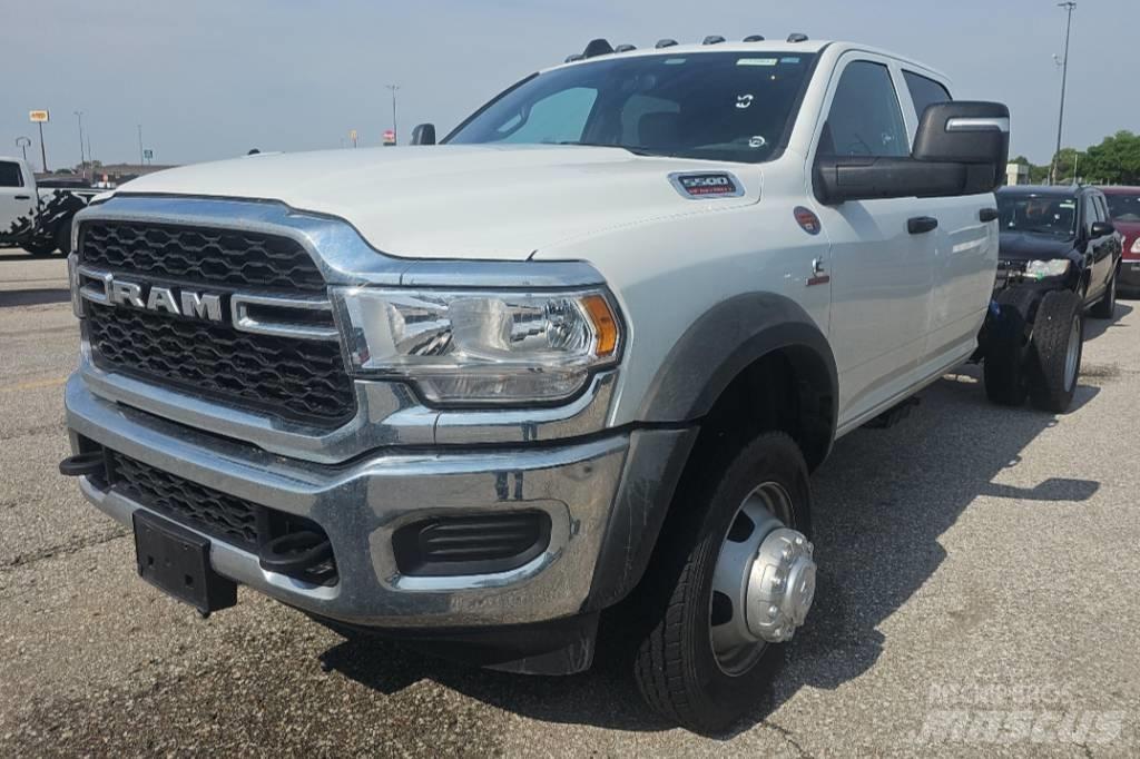 RAM 5500 TRADESMAN Chassis Cab trucks