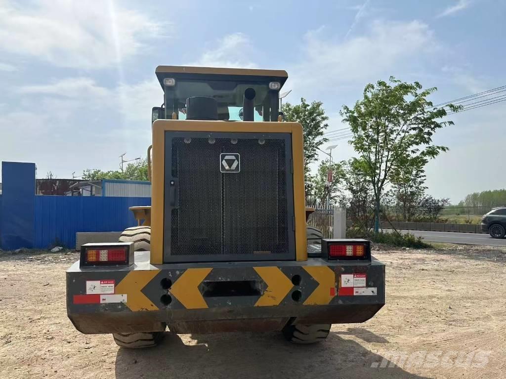 XCMG LW 300 FV Wheel loaders