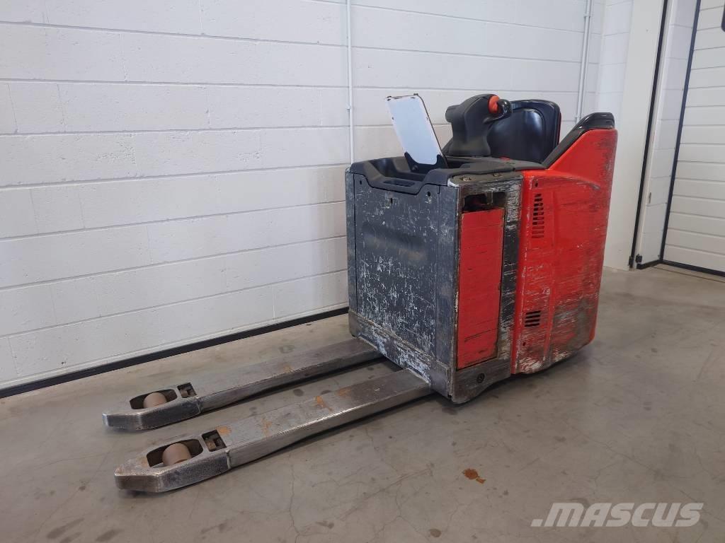 Linde T20SP/131 Low lifter with platform